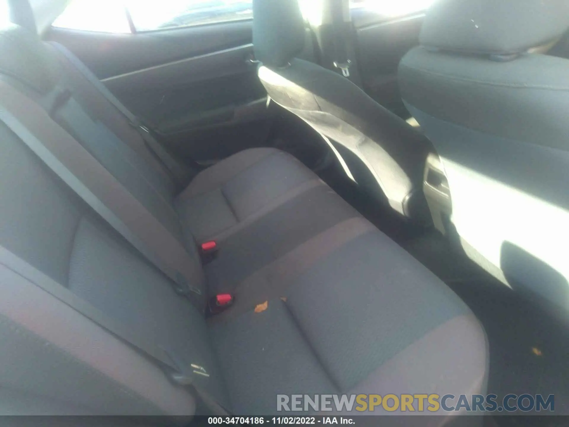8 Photograph of a damaged car 5YFBURHEXKP939215 TOYOTA COROLLA 2019