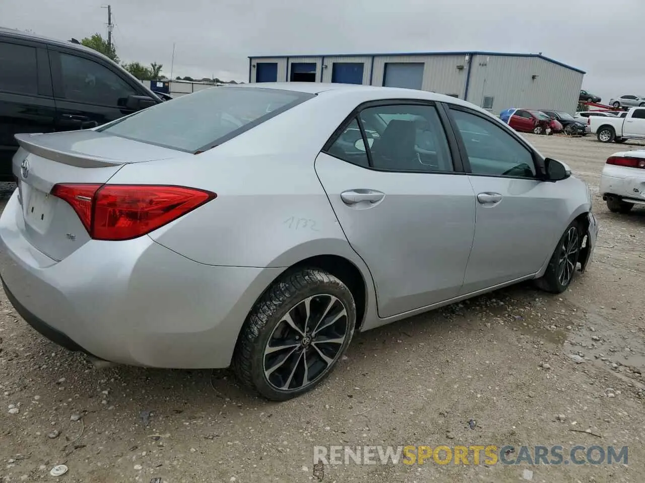 3 Фотография поврежденного автомобиля 5YFBURHEXKP940185 TOYOTA COROLLA 2019