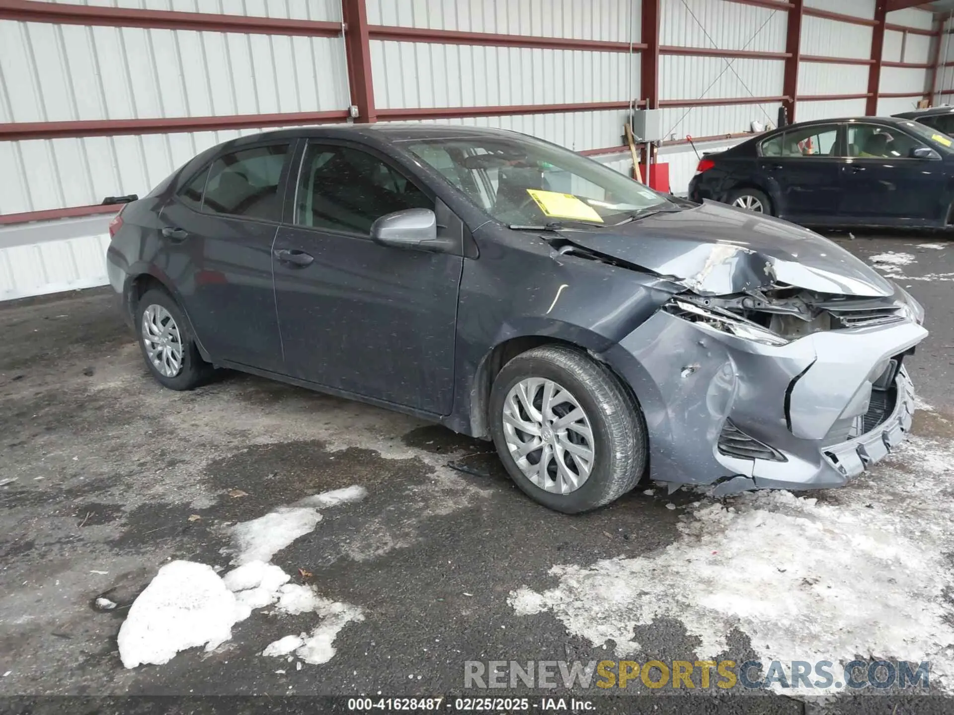 1 Photograph of a damaged car 5YFBURHEXKP943913 TOYOTA COROLLA 2019