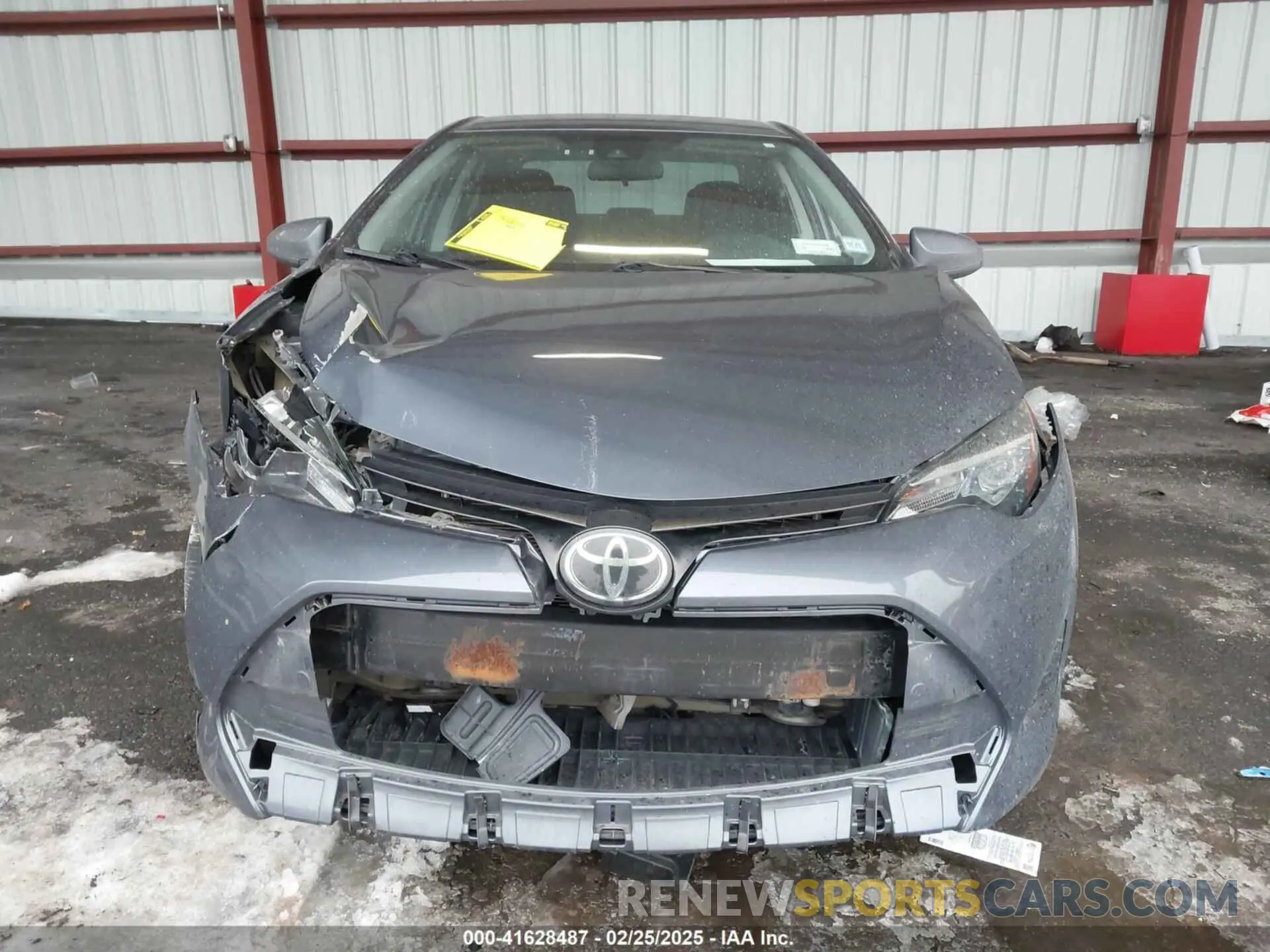12 Photograph of a damaged car 5YFBURHEXKP943913 TOYOTA COROLLA 2019