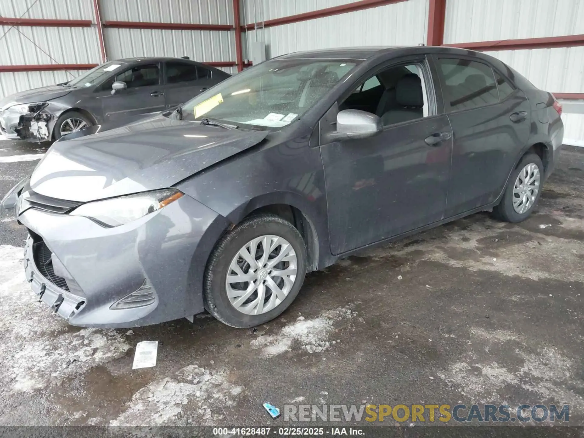 2 Photograph of a damaged car 5YFBURHEXKP943913 TOYOTA COROLLA 2019