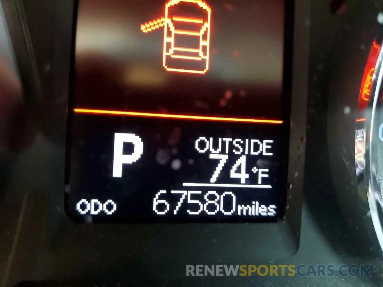 9 Photograph of a damaged car 5YFBURHEXKP944060 TOYOTA COROLLA 2019