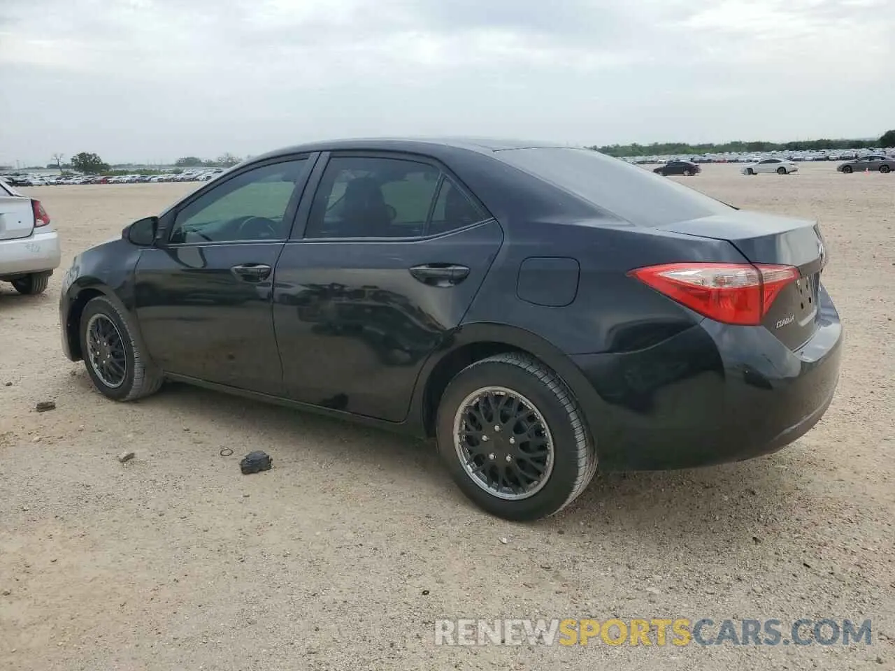 2 Фотография поврежденного автомобиля 5YFBURHEXKP947119 TOYOTA COROLLA 2019
