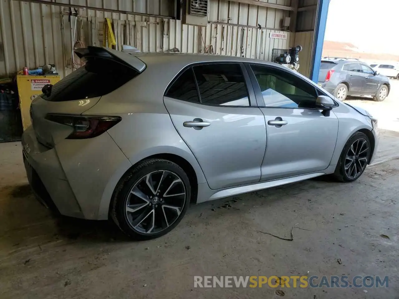 3 Photograph of a damaged car JTNK4RBE0K3020112 TOYOTA COROLLA 2019