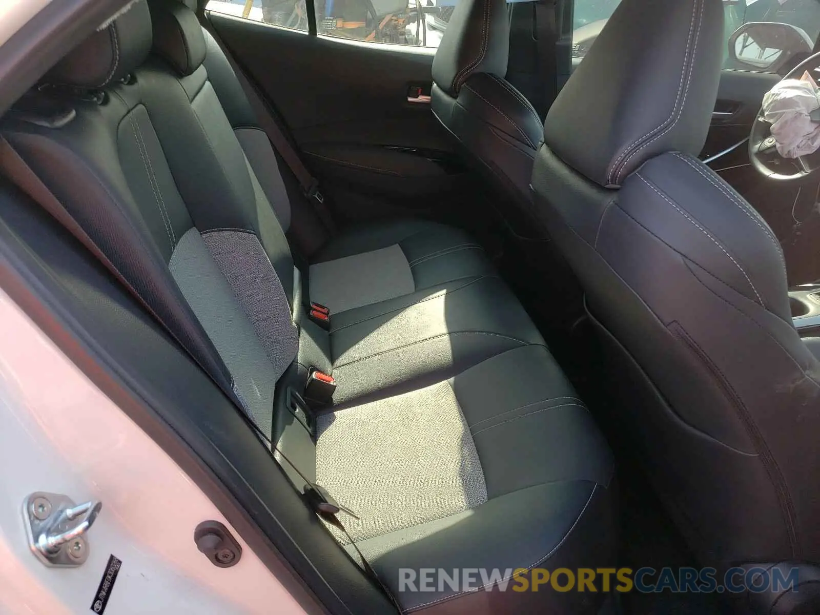 6 Photograph of a damaged car JTNK4RBE0K3060268 TOYOTA COROLLA 2019