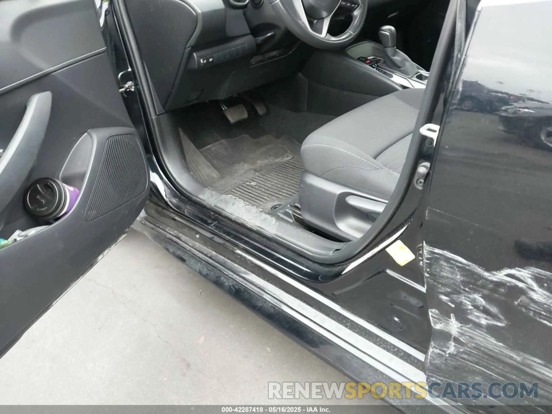 12 Photograph of a damaged car JTNK4RBE0K3062344 TOYOTA COROLLA 2019