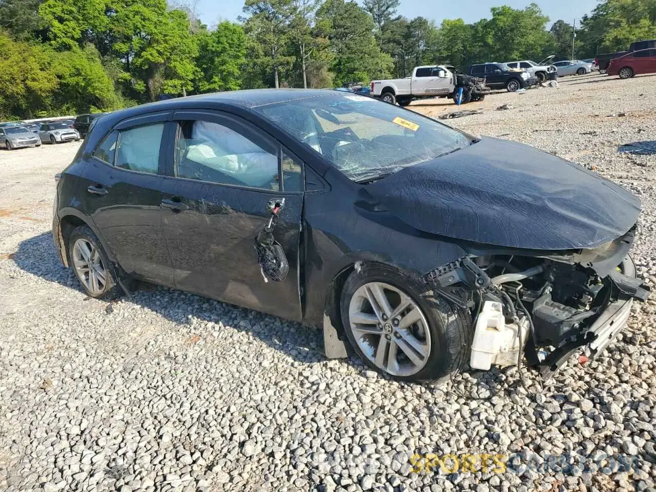 4 Photograph of a damaged car JTNK4RBE0K3067060 TOYOTA COROLLA 2019
