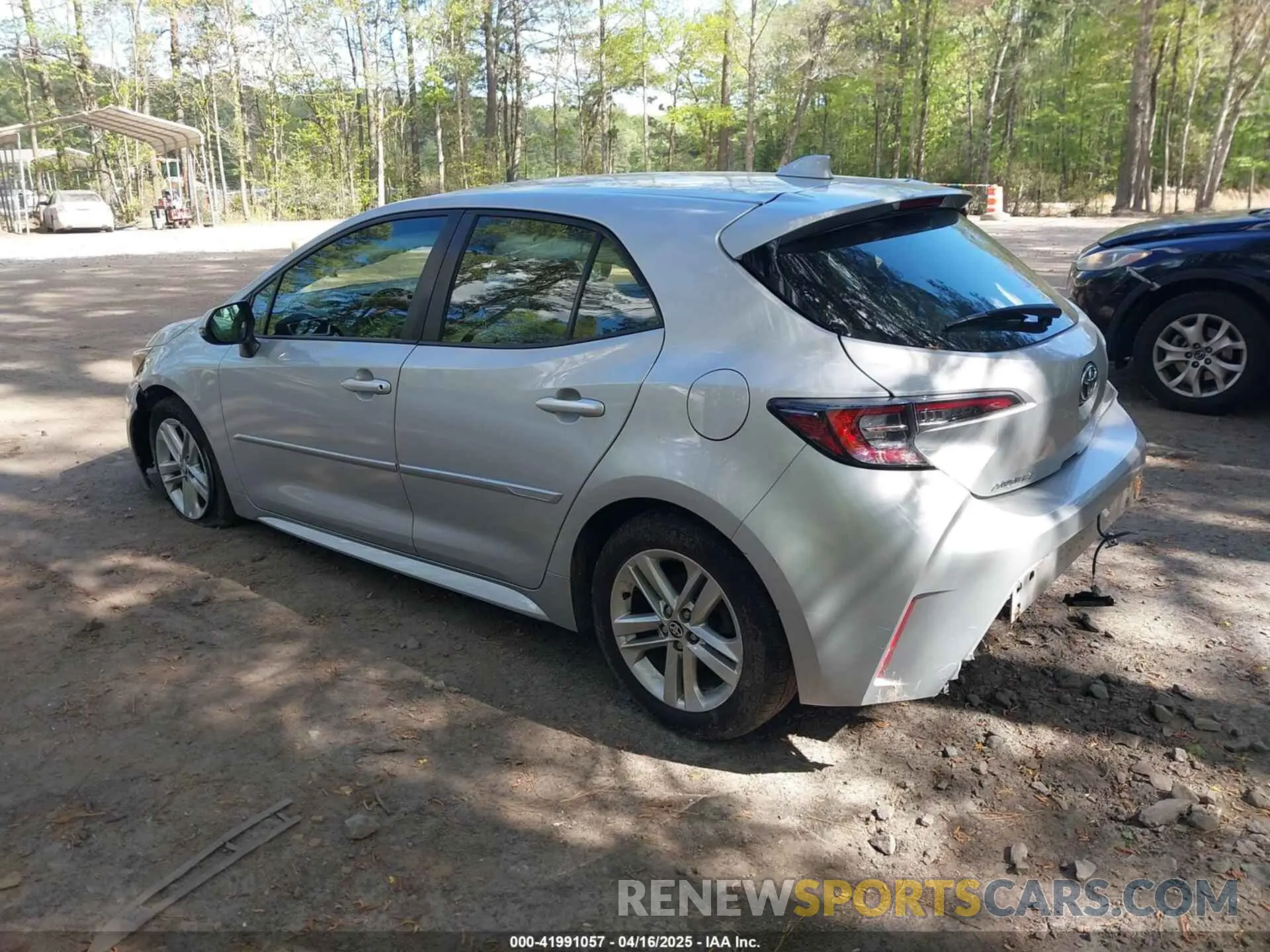 3 Фотография поврежденного автомобиля JTNK4RBE1K3038151 TOYOTA COROLLA 2019