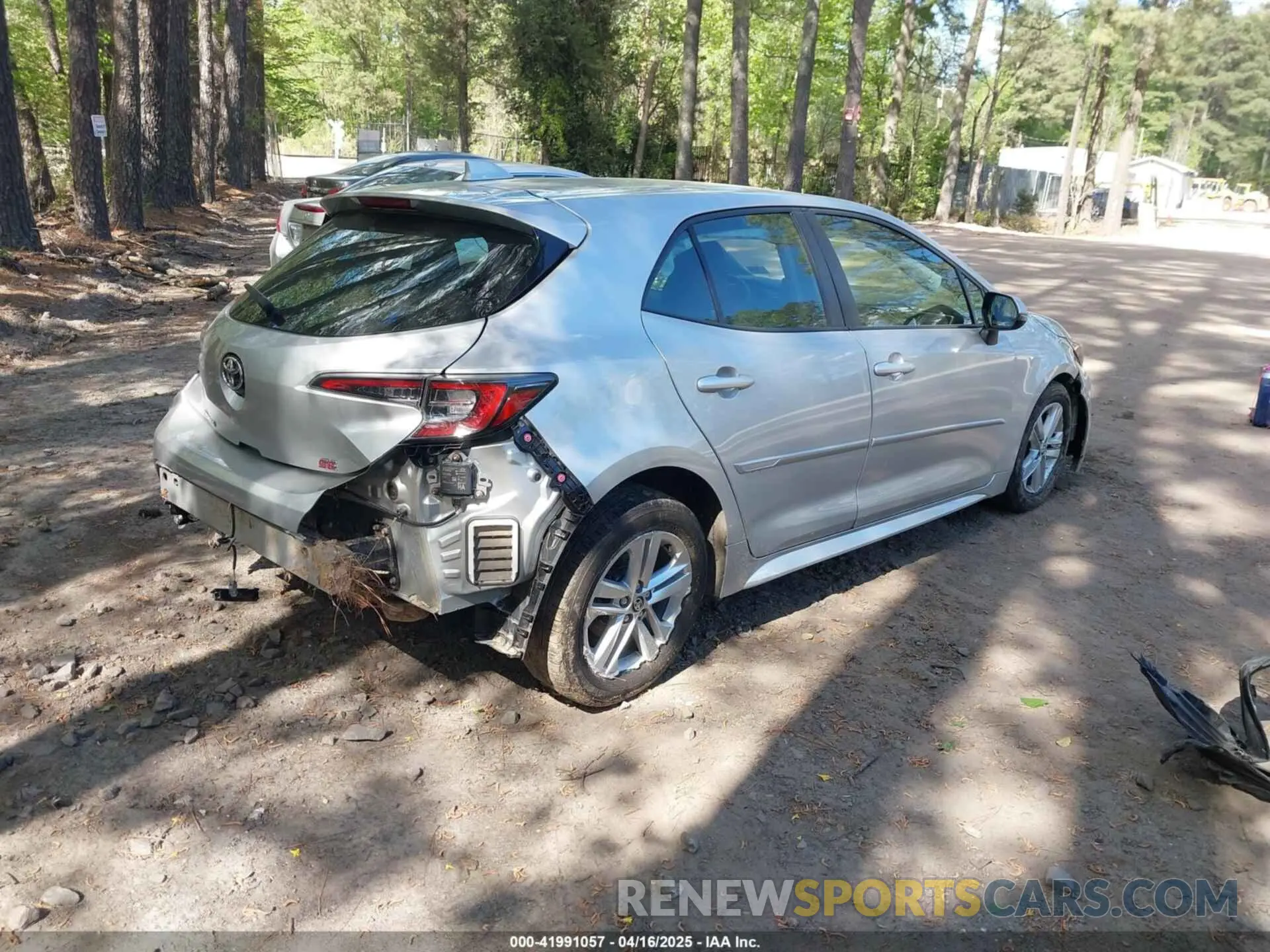 4 Фотография поврежденного автомобиля JTNK4RBE1K3038151 TOYOTA COROLLA 2019