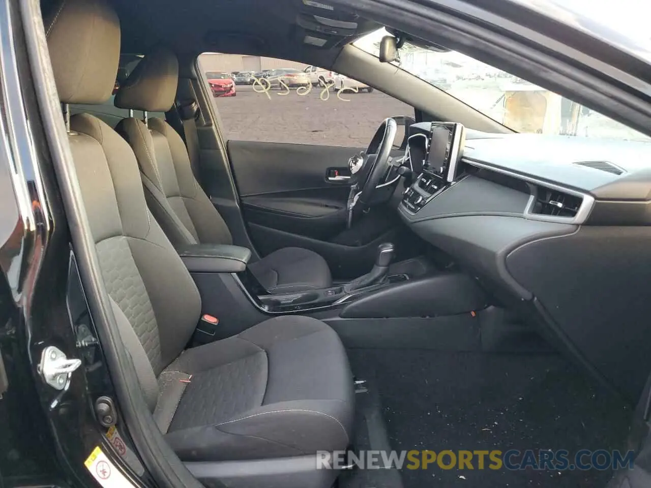 5 Photograph of a damaged car JTNK4RBE1K3067231 TOYOTA COROLLA 2019