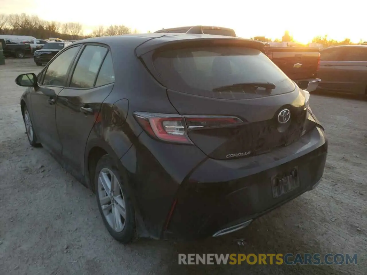 3 Фотография поврежденного автомобиля JTNK4RBE2K3034271 TOYOTA COROLLA 2019