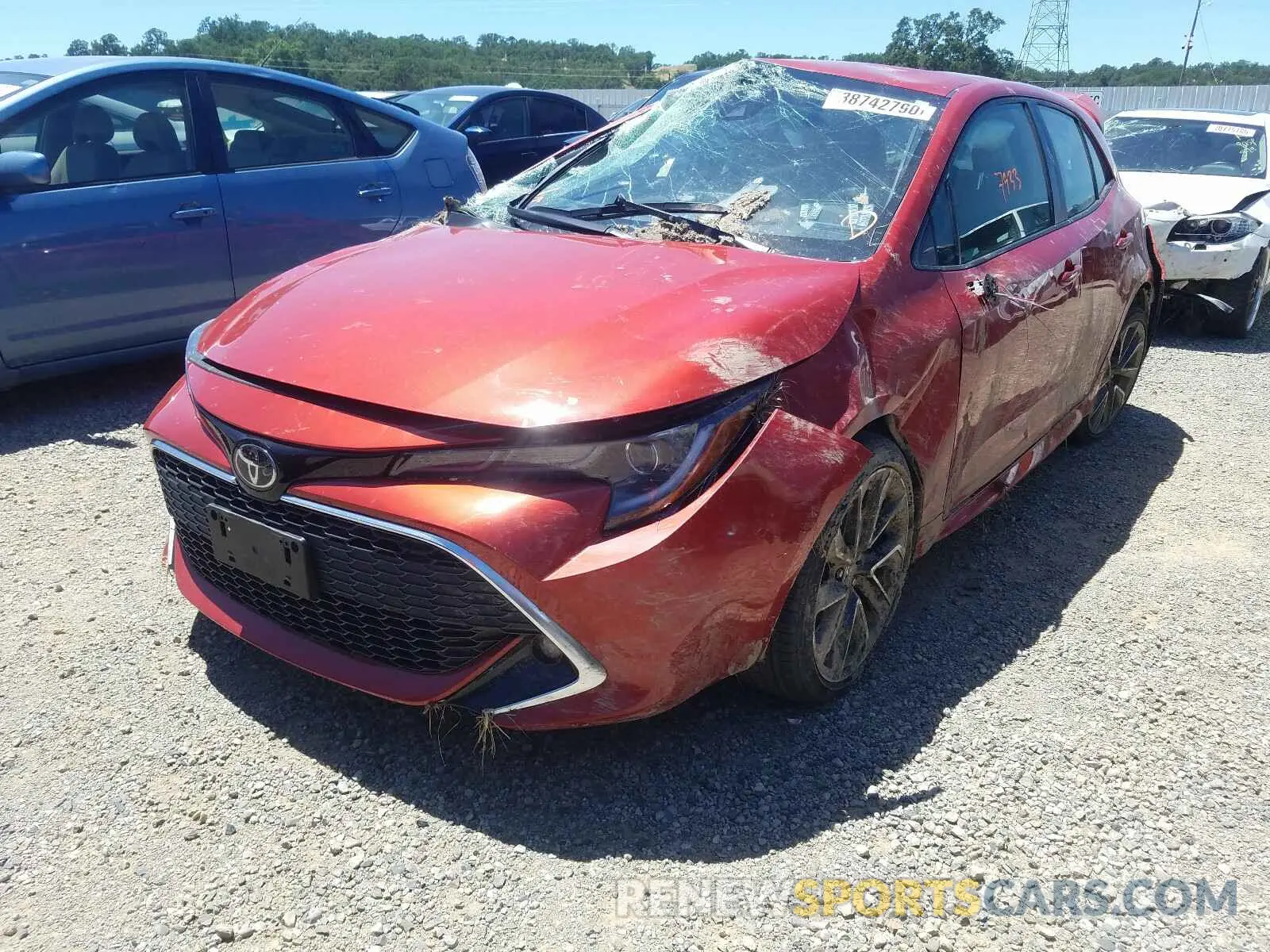 2 Фотография поврежденного автомобиля JTNK4RBE2K3035288 TOYOTA COROLLA 2019