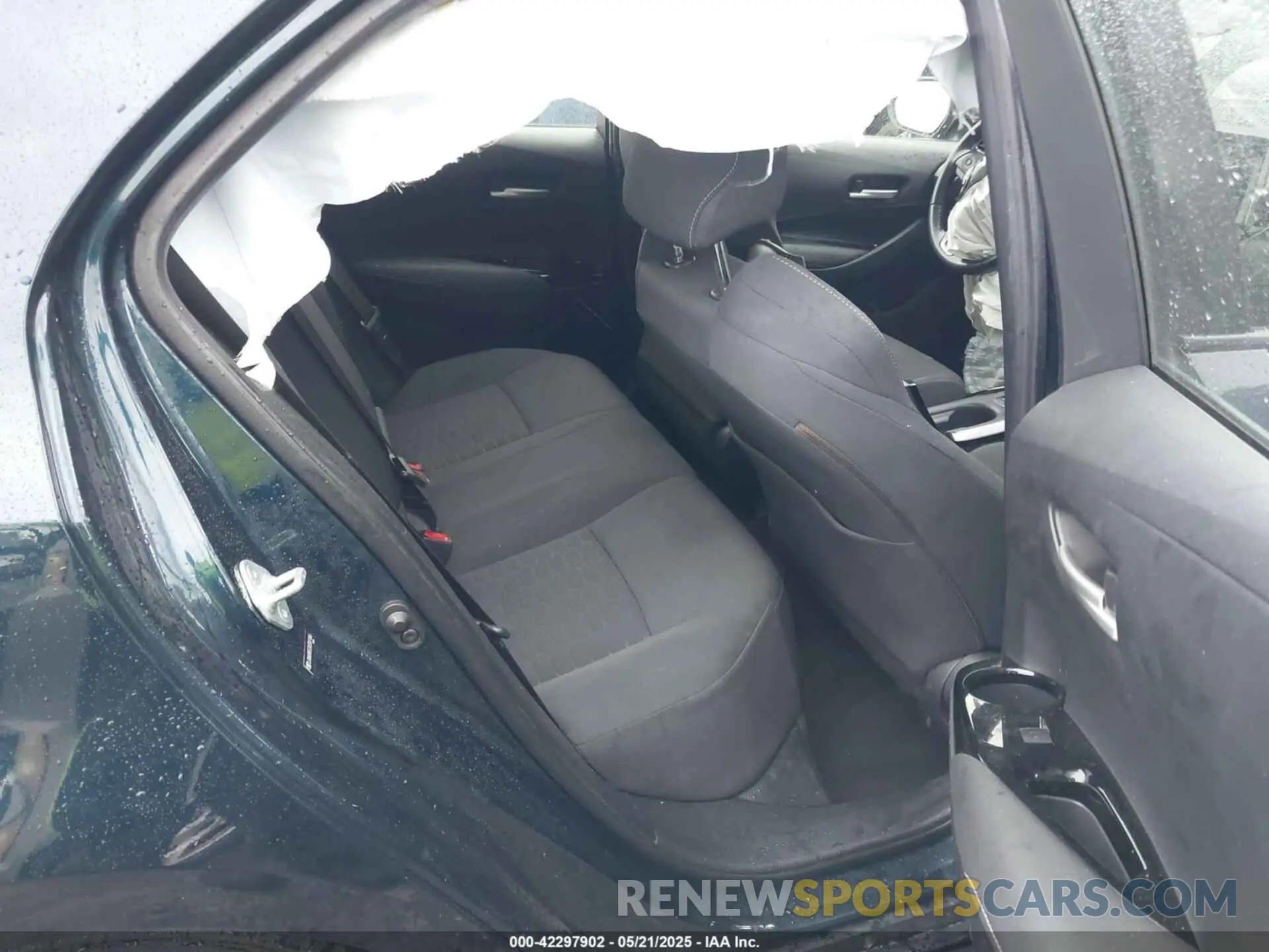 8 Photograph of a damaged car JTNK4RBE2K3049966 TOYOTA COROLLA 2019
