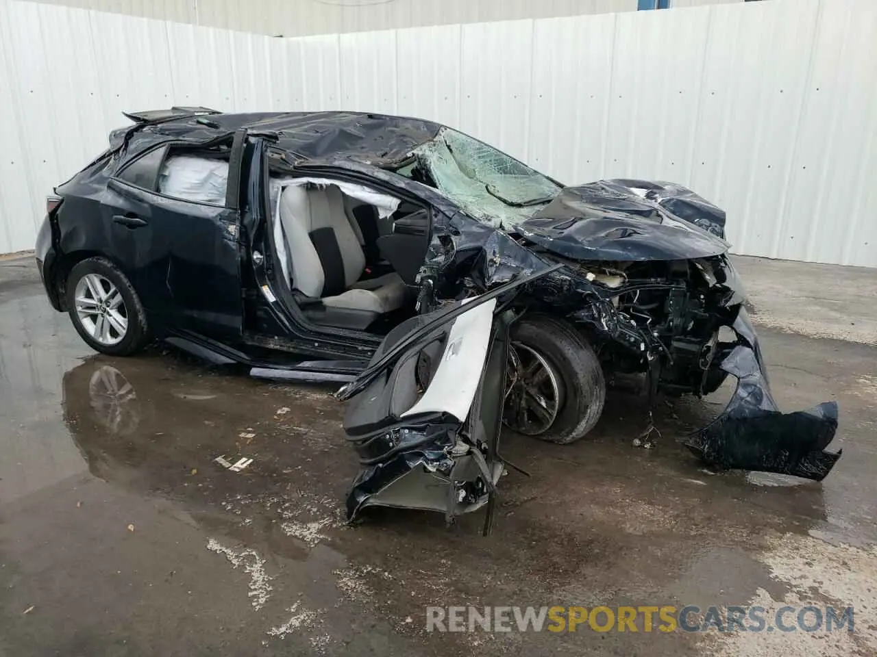 4 Photograph of a damaged car JTNK4RBE2K3056920 TOYOTA COROLLA 2019