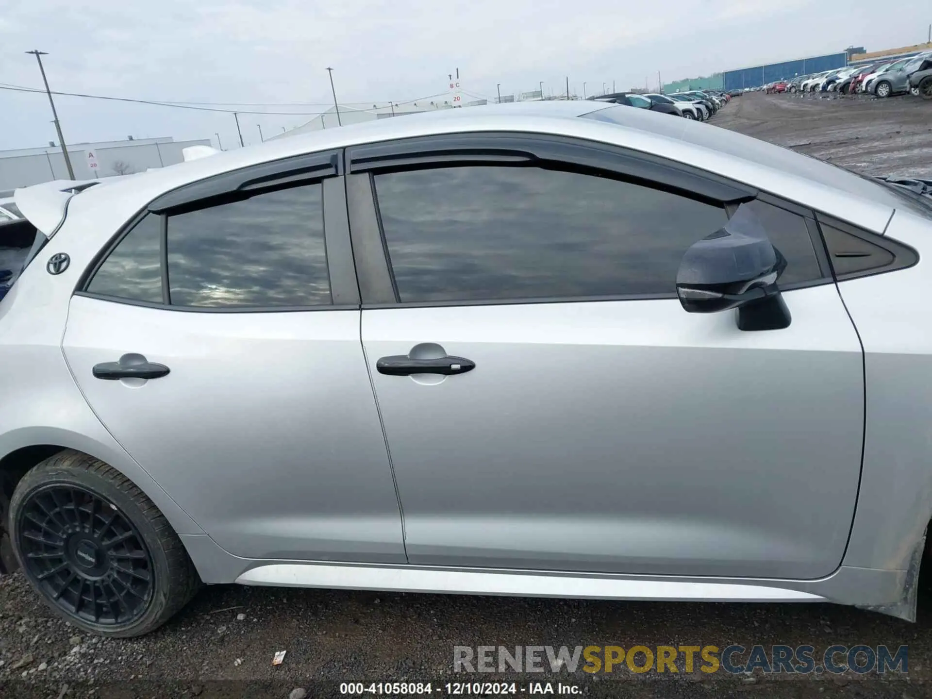 13 Photograph of a damaged car JTNK4RBE3K3028298 TOYOTA COROLLA 2019