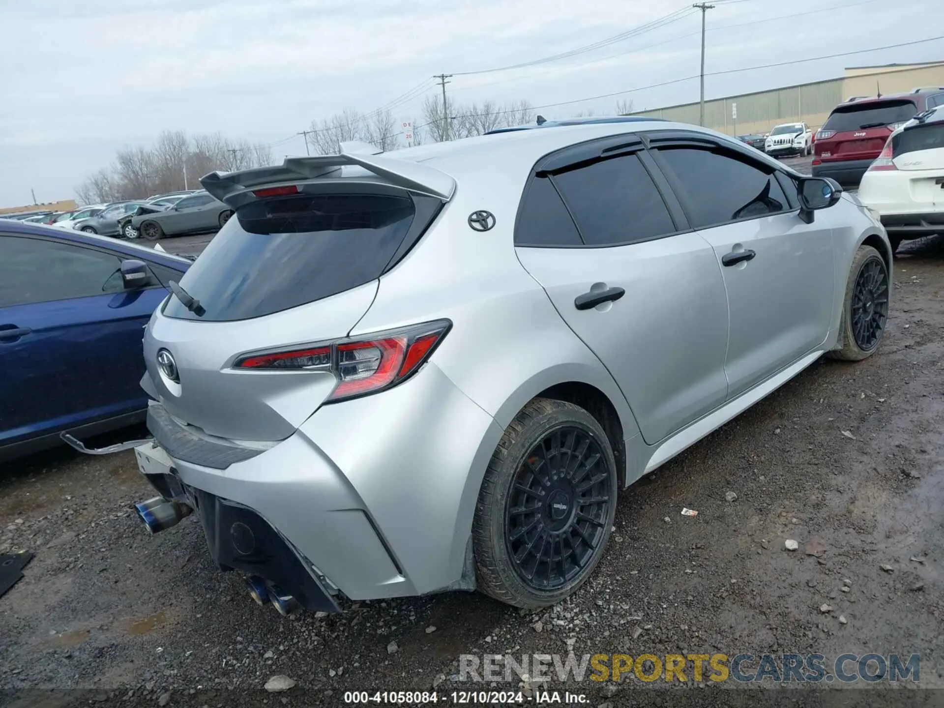 4 Photograph of a damaged car JTNK4RBE3K3028298 TOYOTA COROLLA 2019