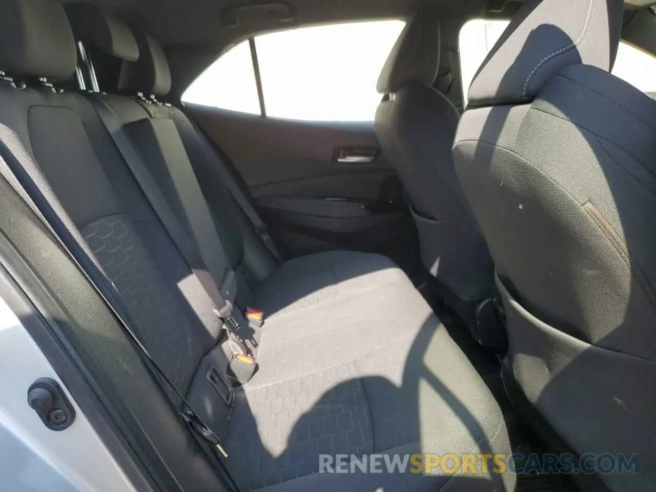 6 Photograph of a damaged car JTNK4RBE3K3070132 TOYOTA COROLLA 2019