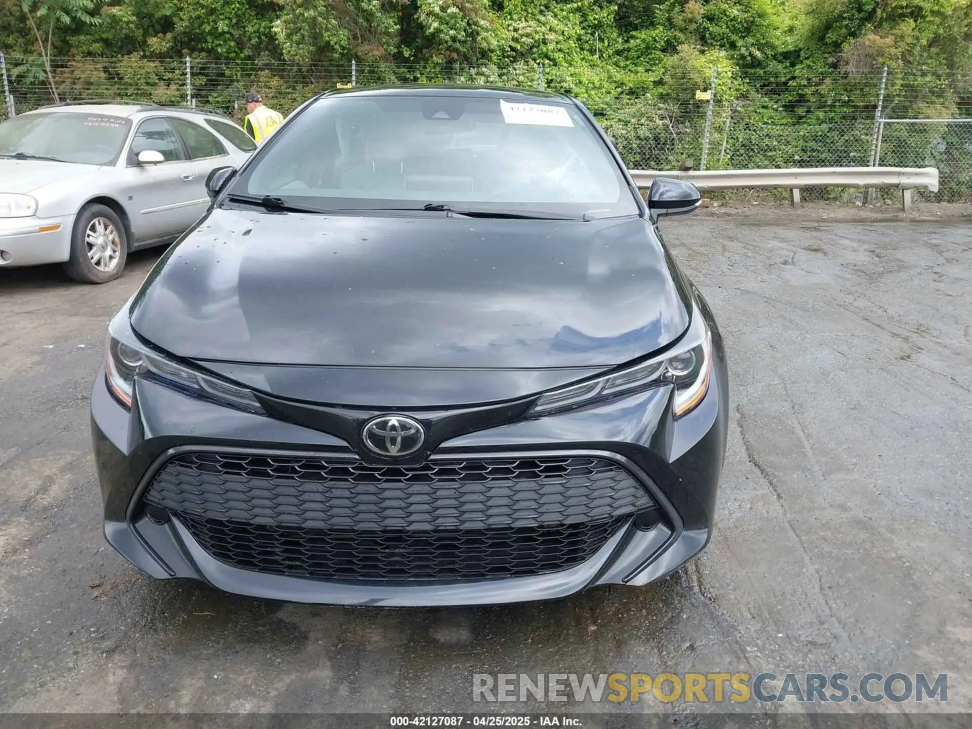 11 Photograph of a damaged car JTNK4RBE4K3039729 TOYOTA COROLLA 2019