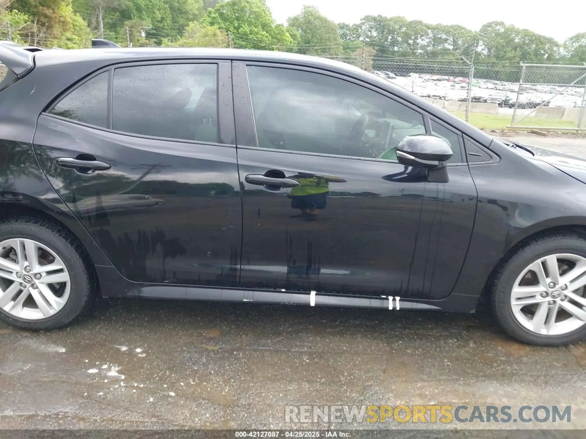 12 Photograph of a damaged car JTNK4RBE4K3039729 TOYOTA COROLLA 2019