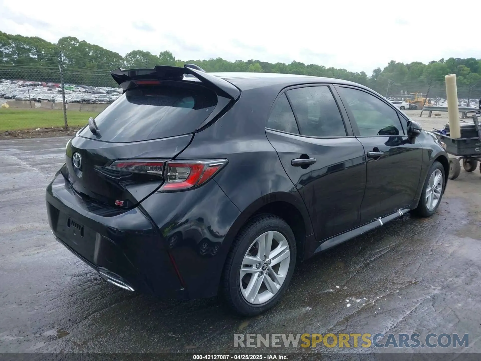 4 Photograph of a damaged car JTNK4RBE4K3039729 TOYOTA COROLLA 2019