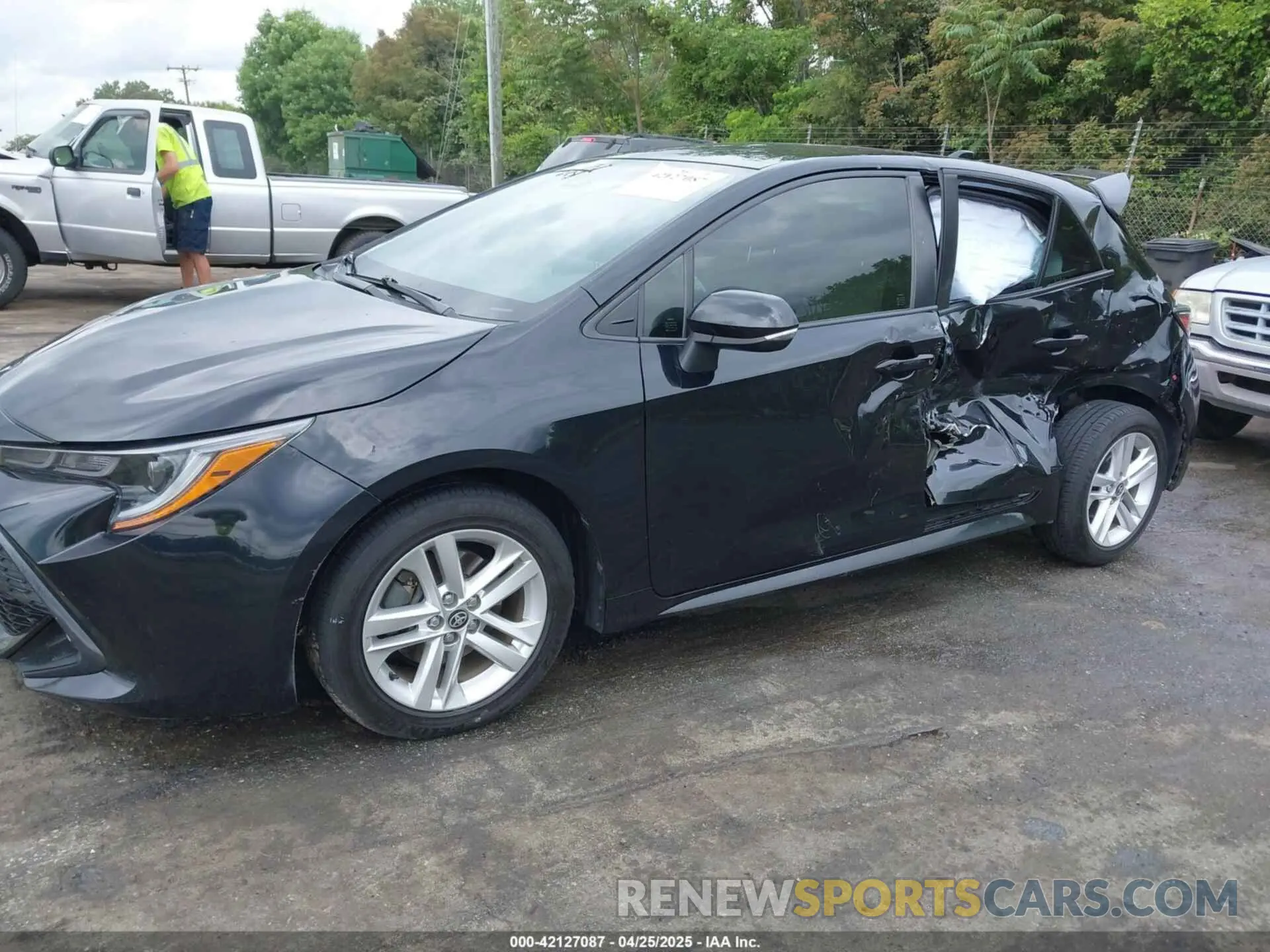 6 Photograph of a damaged car JTNK4RBE4K3039729 TOYOTA COROLLA 2019