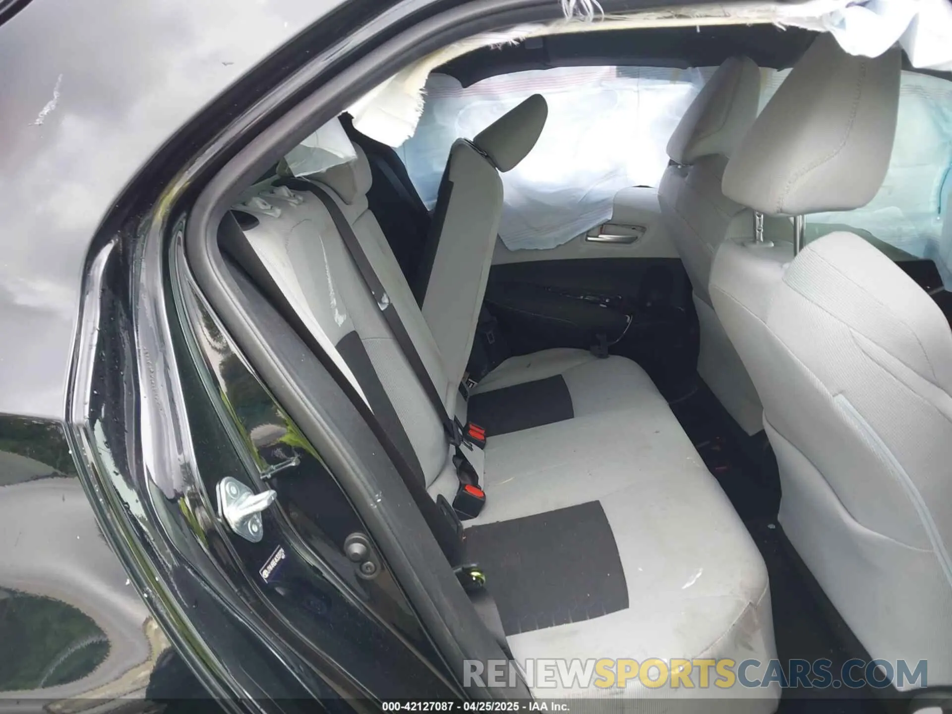 8 Photograph of a damaged car JTNK4RBE4K3039729 TOYOTA COROLLA 2019