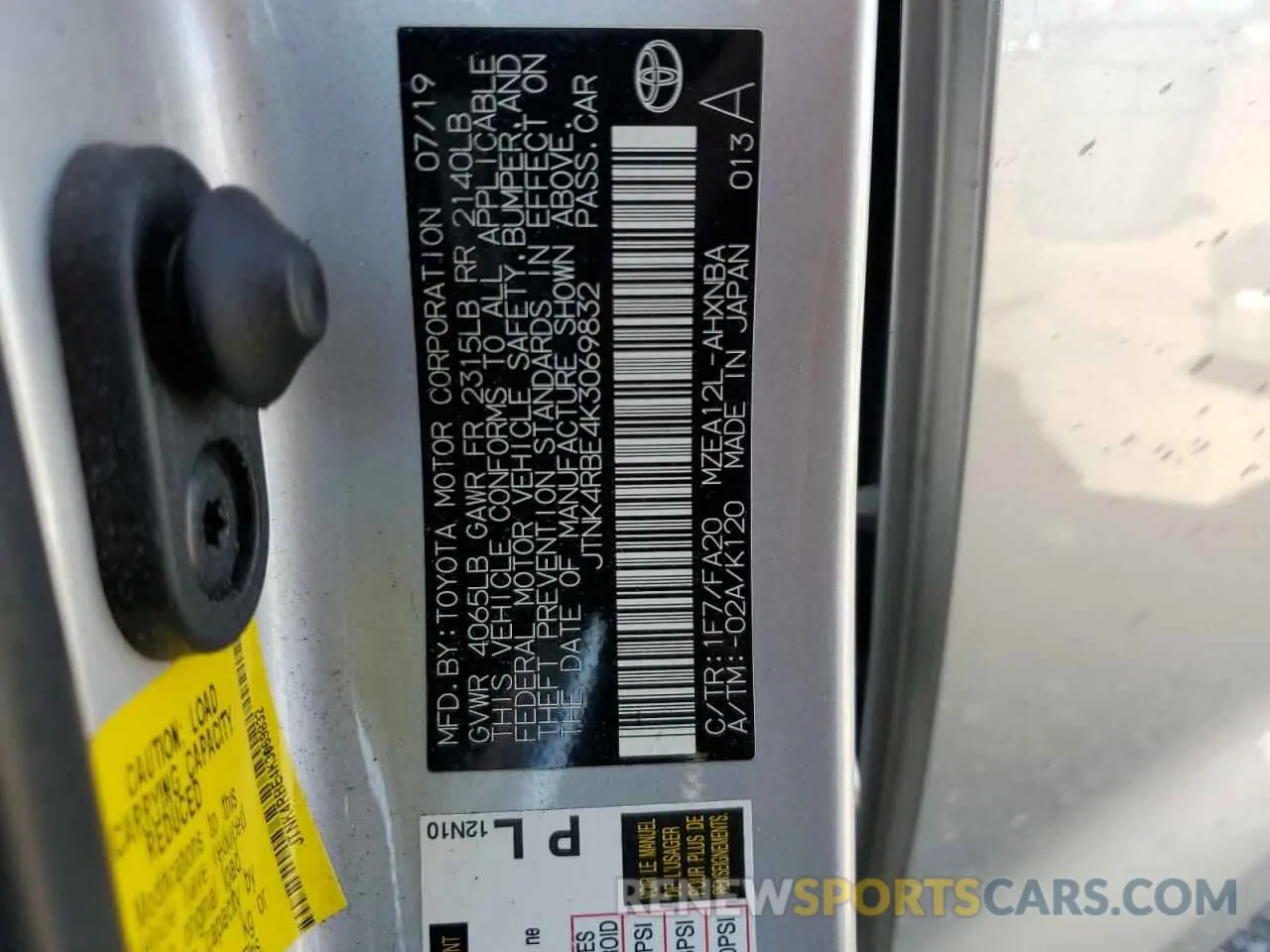 12 Photograph of a damaged car JTNK4RBE4K3069832 TOYOTA COROLLA 2019