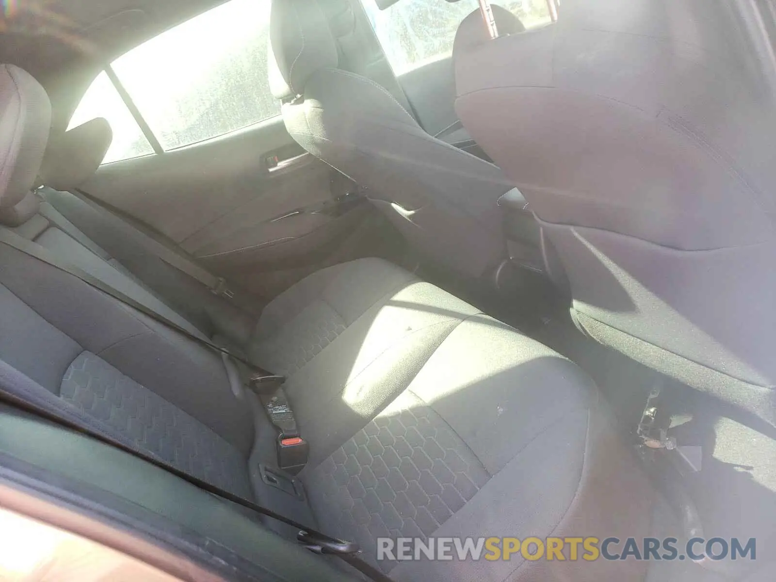6 Photograph of a damaged car JTNK4RBE5K3037049 TOYOTA COROLLA 2019