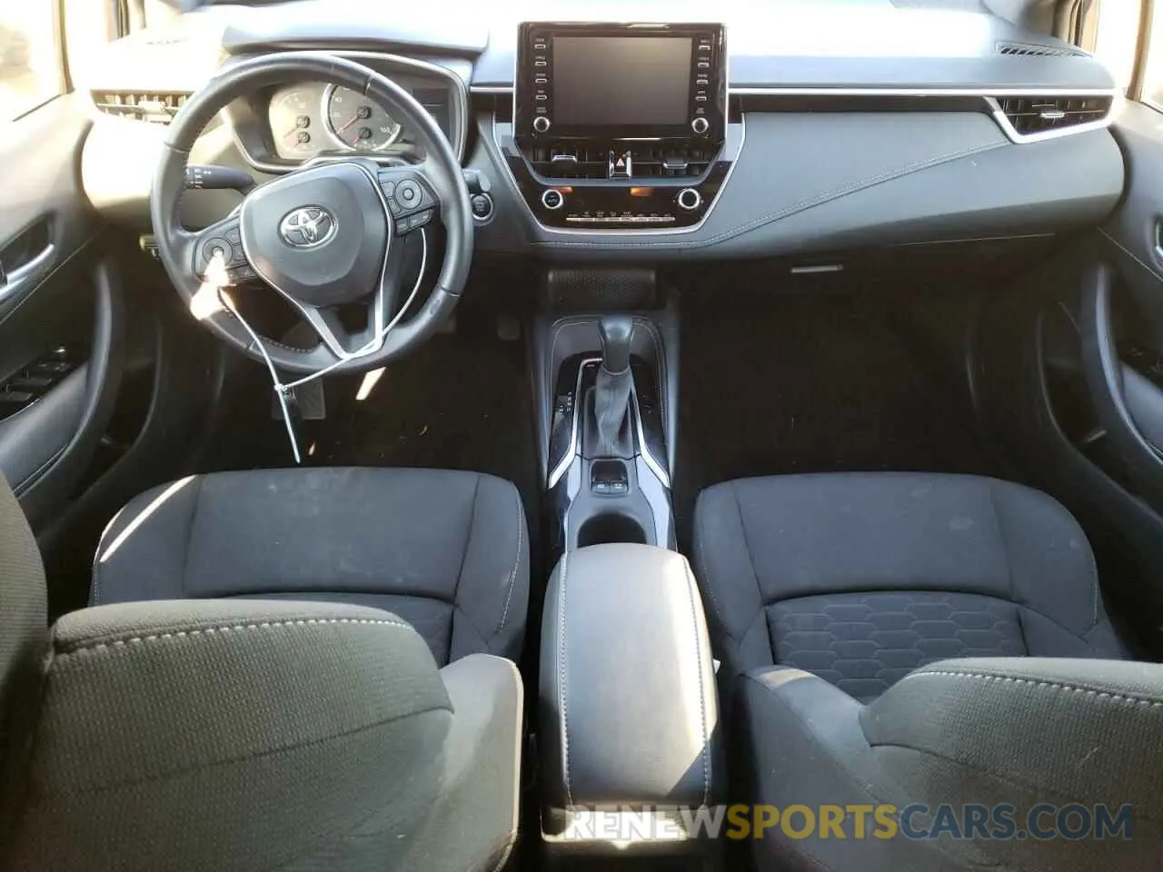 8 Photograph of a damaged car JTNK4RBE5K3040193 TOYOTA COROLLA 2019