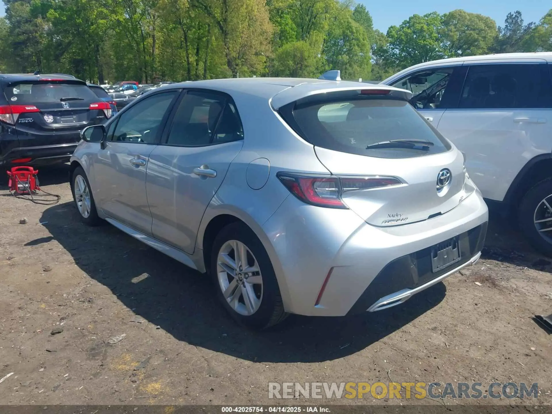 3 Photograph of a damaged car JTNK4RBE6K3028523 TOYOTA COROLLA 2019