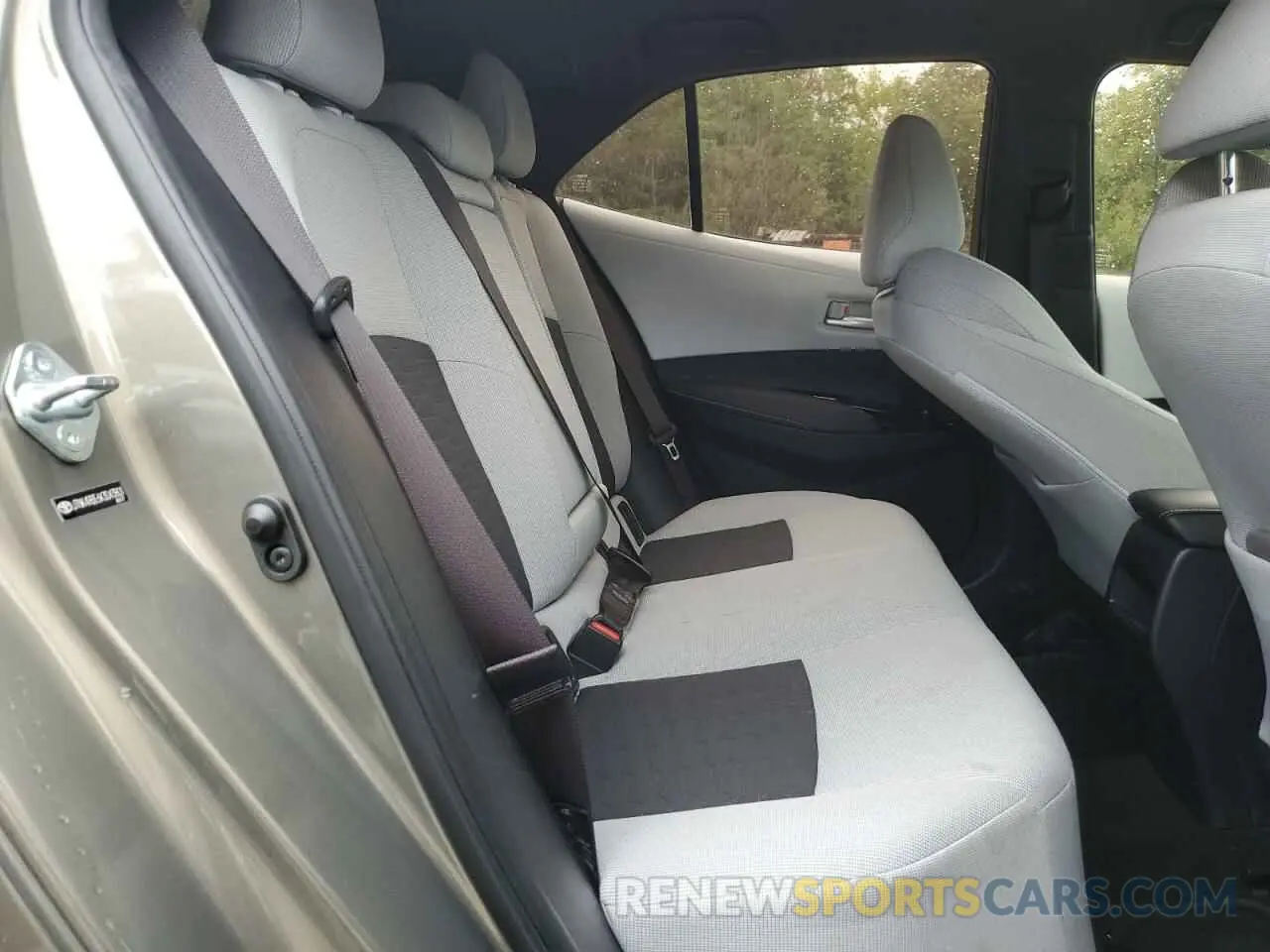 10 Photograph of a damaged car JTNK4RBE6K3043801 TOYOTA COROLLA 2019