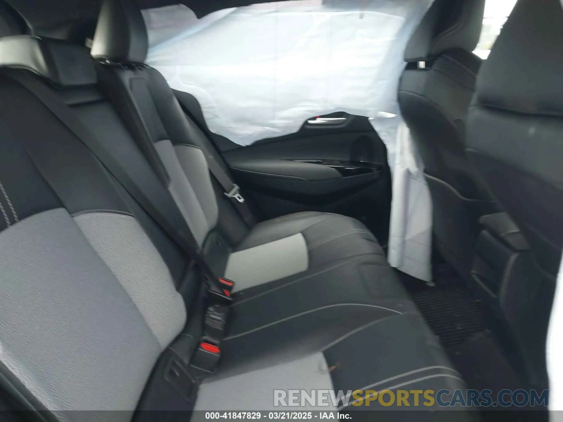 8 Фотография поврежденного автомобиля JTNK4RBE6K3044494 TOYOTA COROLLA 2019