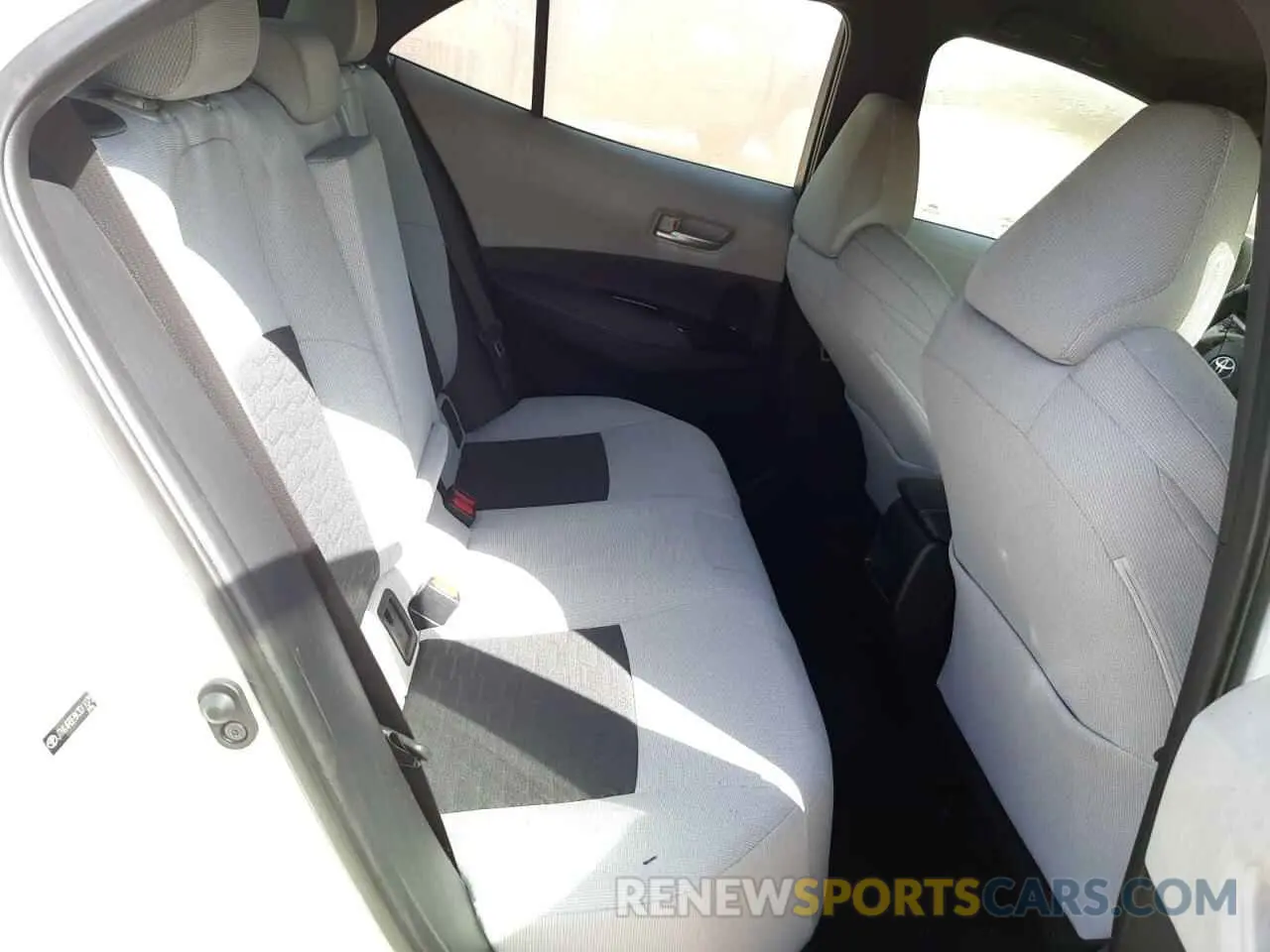 6 Photograph of a damaged car JTNK4RBE8K3011075 TOYOTA COROLLA 2019
