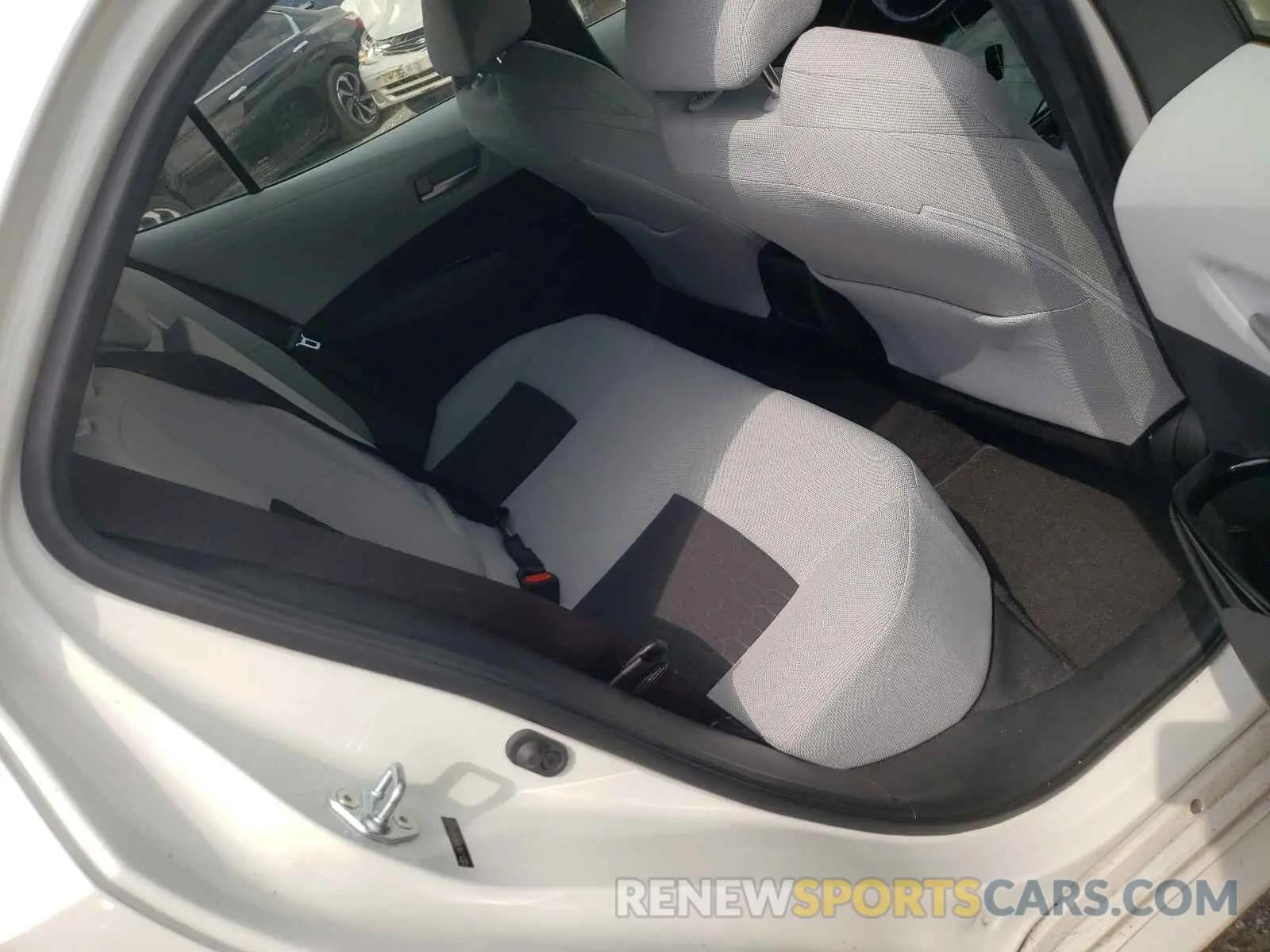 6 Photograph of a damaged car JTNK4RBE8K3024120 TOYOTA COROLLA 2019