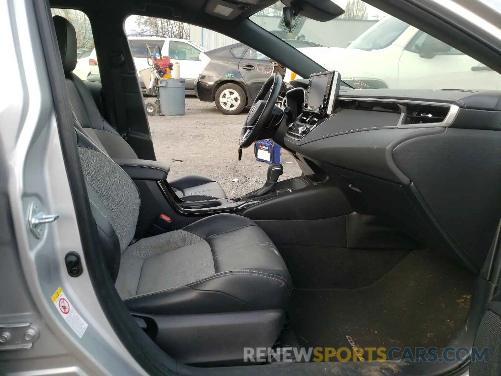 5 Photograph of a damaged car JTNK4RBE8K3034565 TOYOTA COROLLA 2019