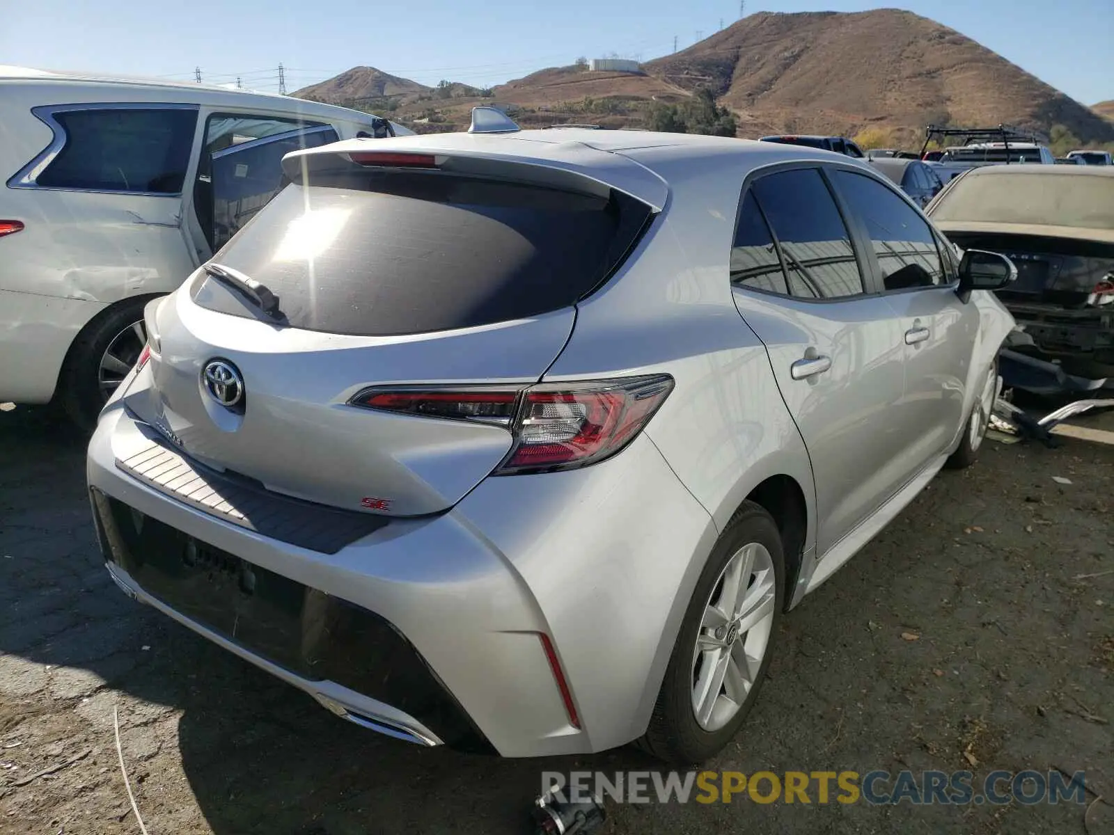4 Photograph of a damaged car JTNK4RBE8K3046277 TOYOTA COROLLA 2019