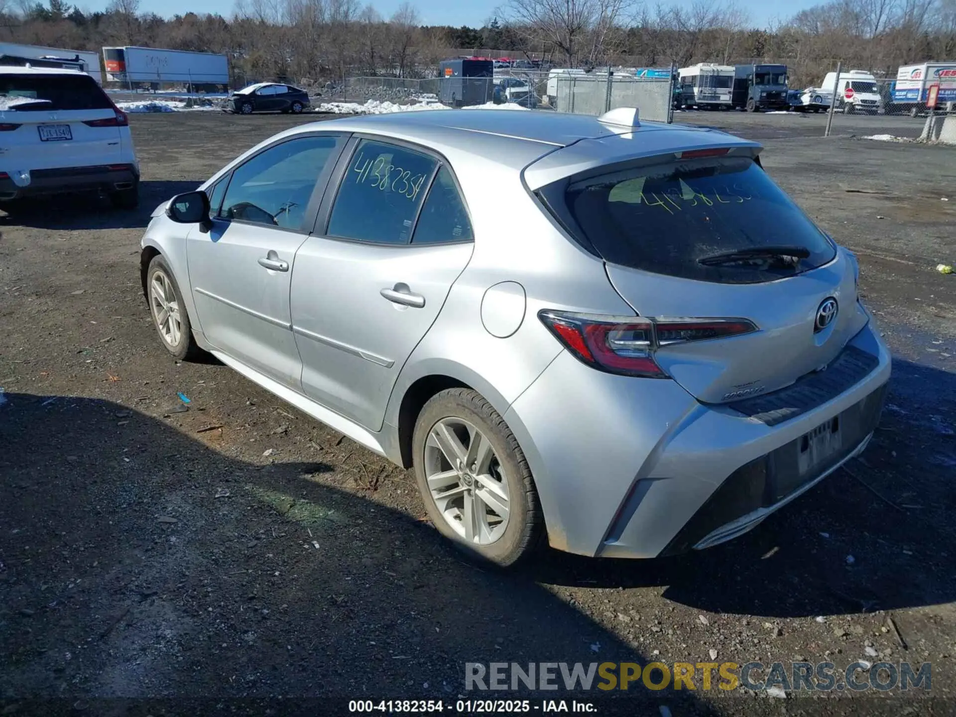 3 Photograph of a damaged car JTNK4RBE8K3059725 TOYOTA COROLLA 2019