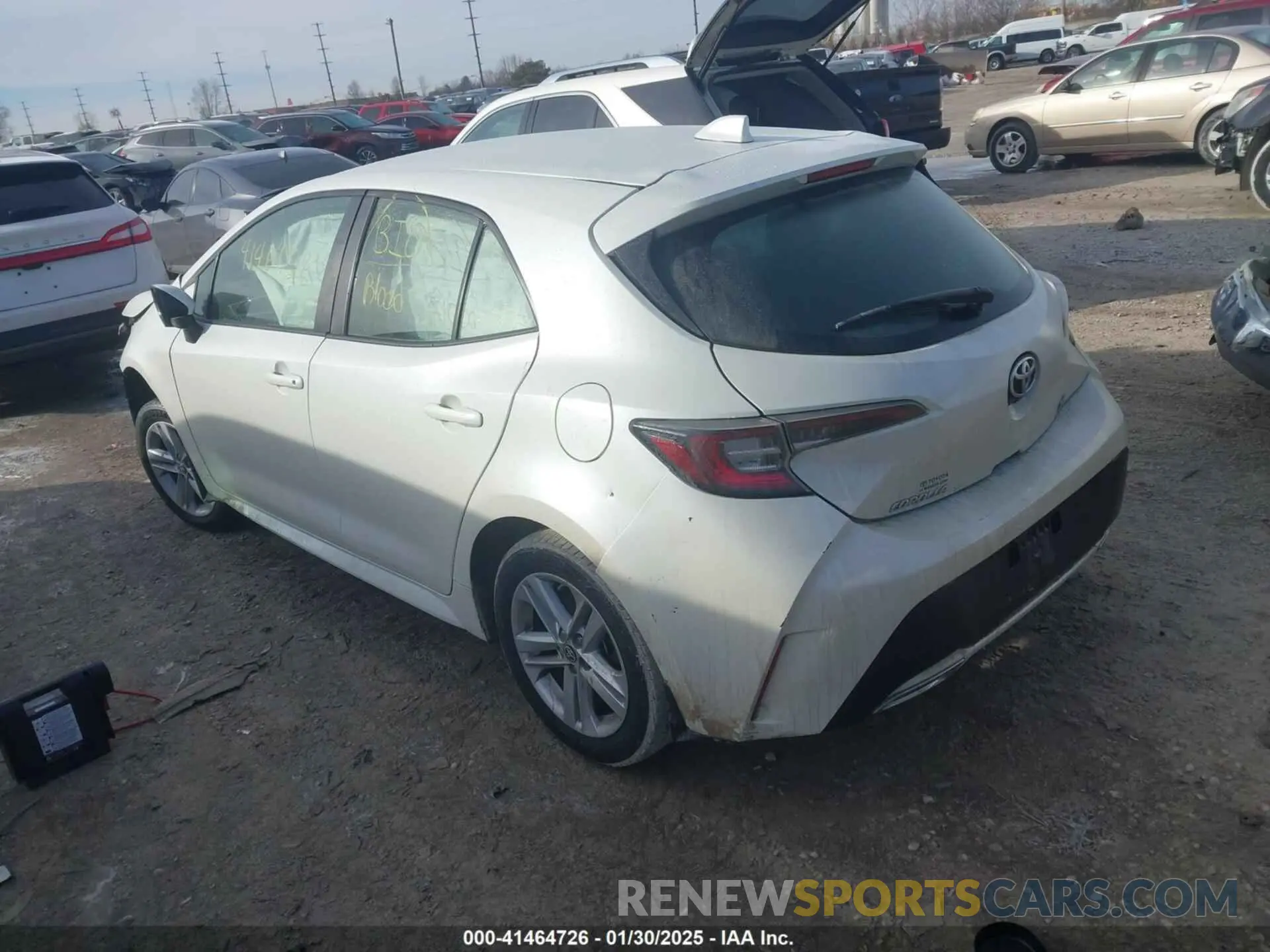 3 Фотография поврежденного автомобиля JTNK4RBE8K3067520 TOYOTA COROLLA 2019