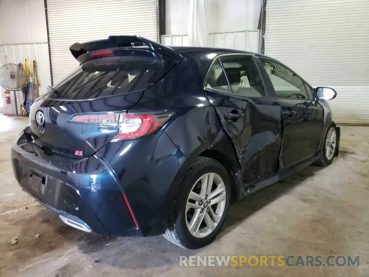 4 Photograph of a damaged car JTNK4RBE8K3070577 TOYOTA COROLLA 2019