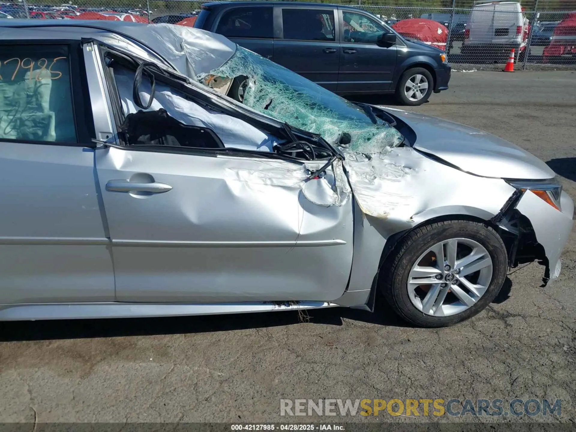 14 Photograph of a damaged car JTNK4RBE9K3037779 TOYOTA COROLLA 2019