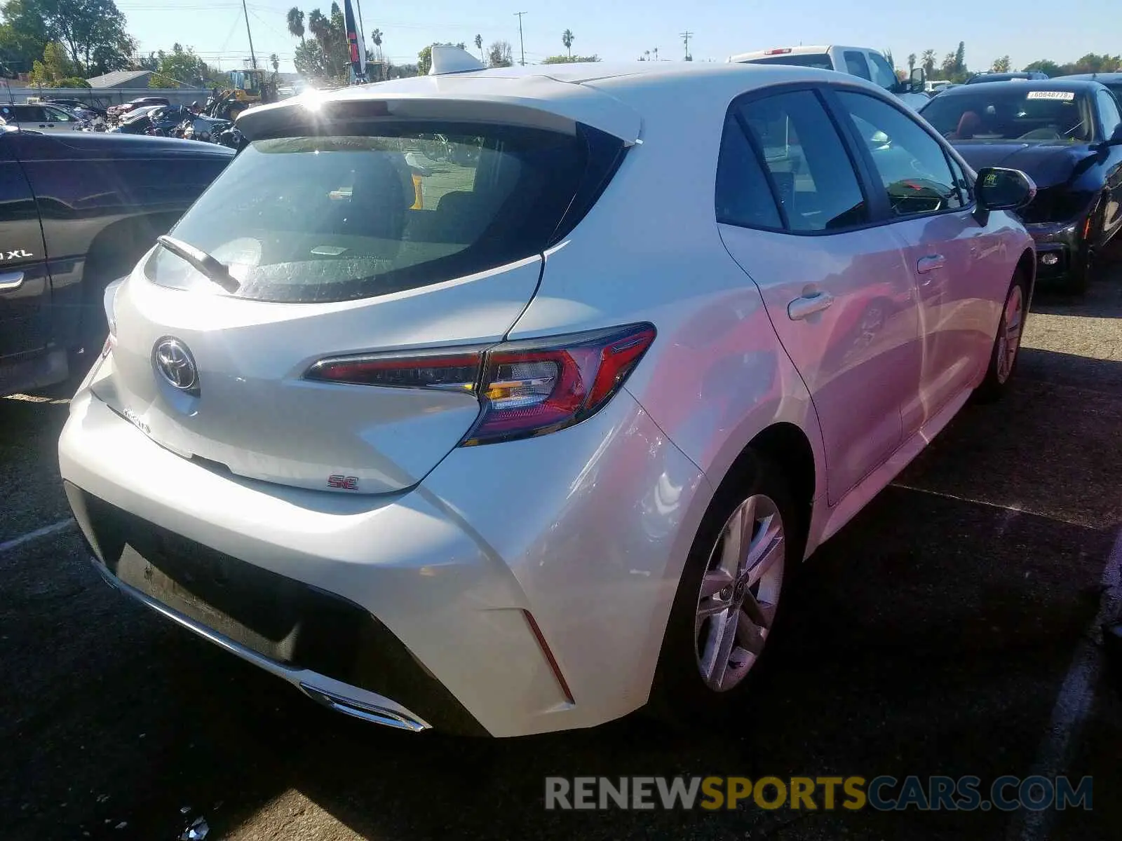 4 Photograph of a damaged car JTNK4RBE9K3071589 TOYOTA COROLLA 2019