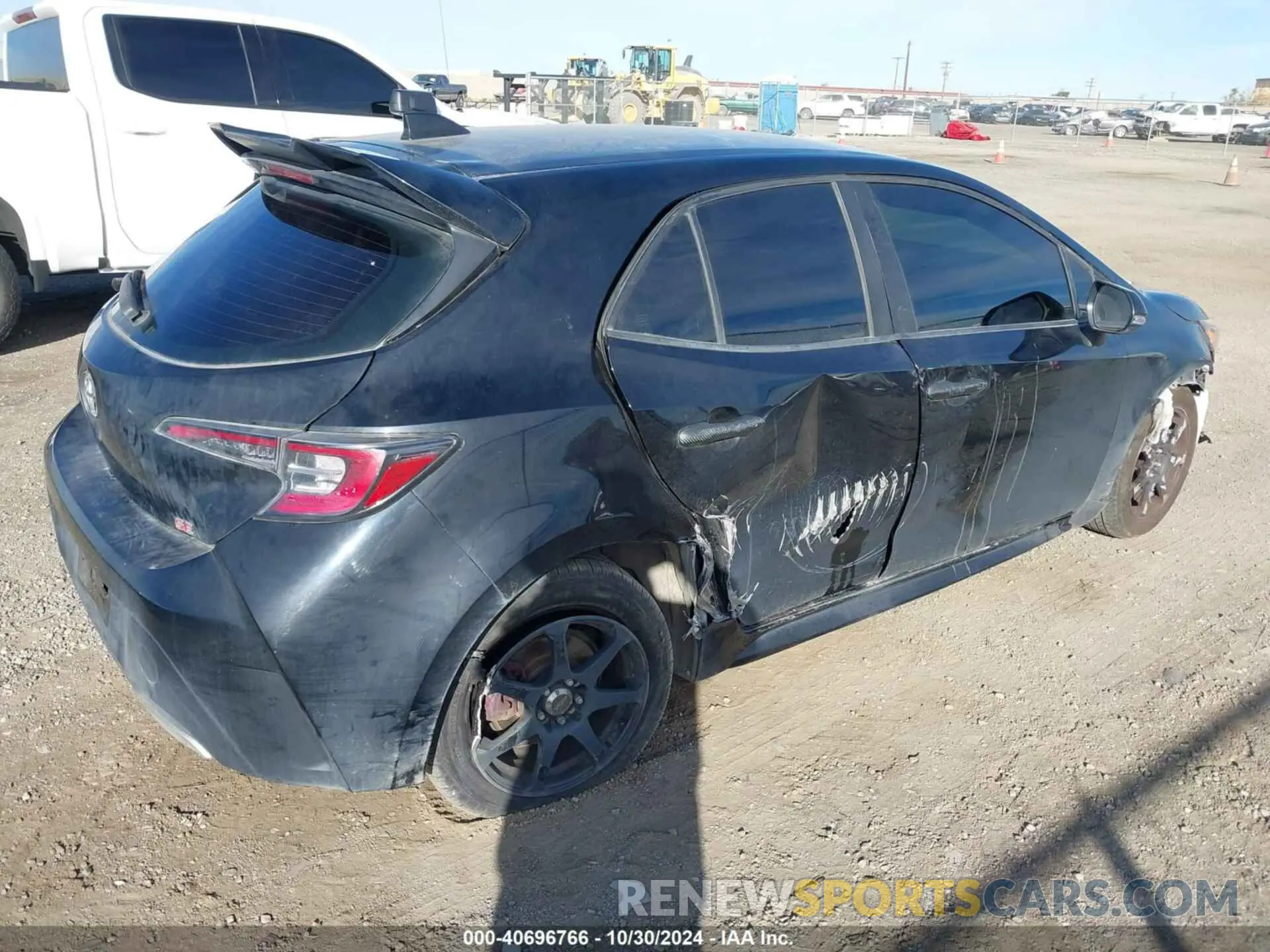4 Photograph of a damaged car JTNK4RBEXK3004841 TOYOTA COROLLA 2019