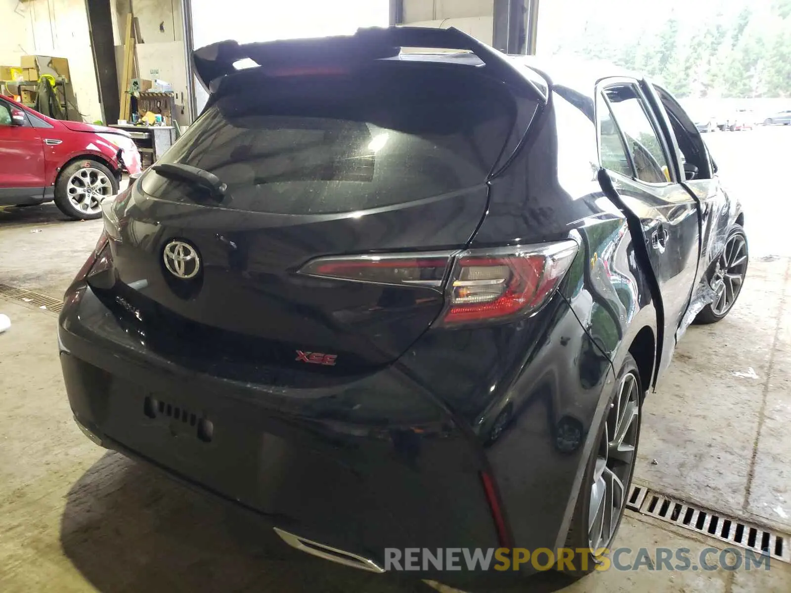 4 Photograph of a damaged car JTNK4RBEXK3029660 TOYOTA COROLLA 2019