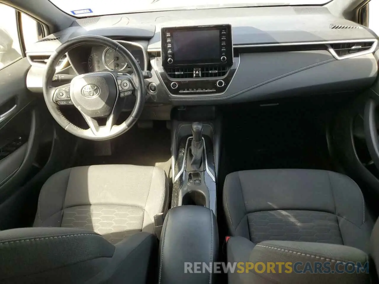 8 Photograph of a damaged car JTNK4RBEXK3051027 TOYOTA COROLLA 2019