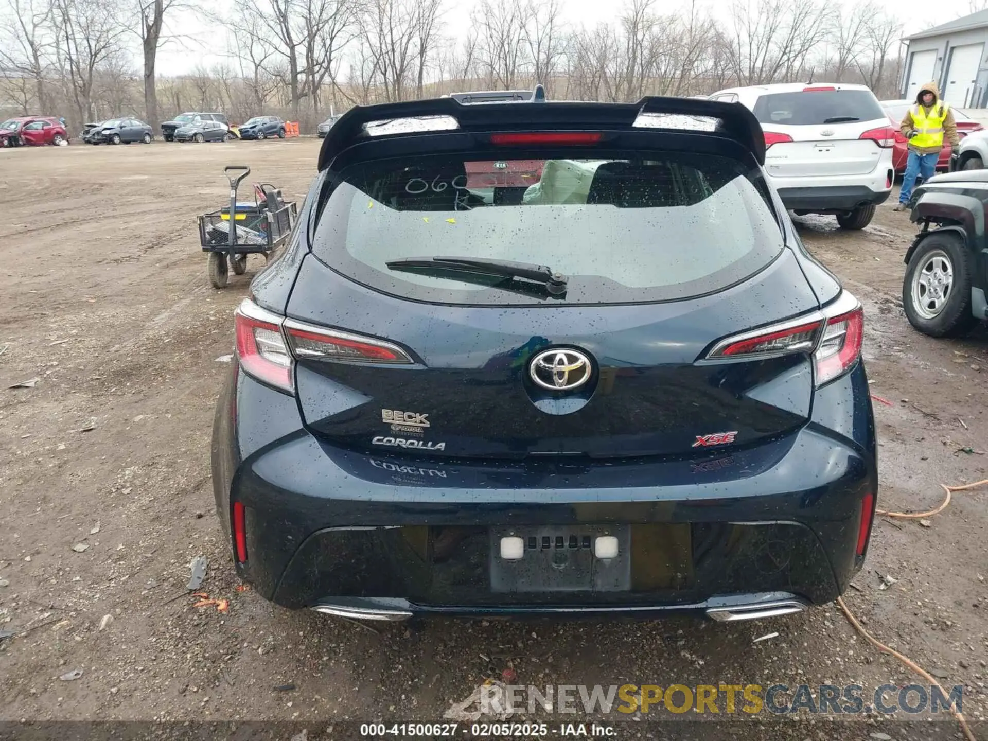 17 Photograph of a damaged car JTNK4RBEXK3060018 TOYOTA COROLLA 2019