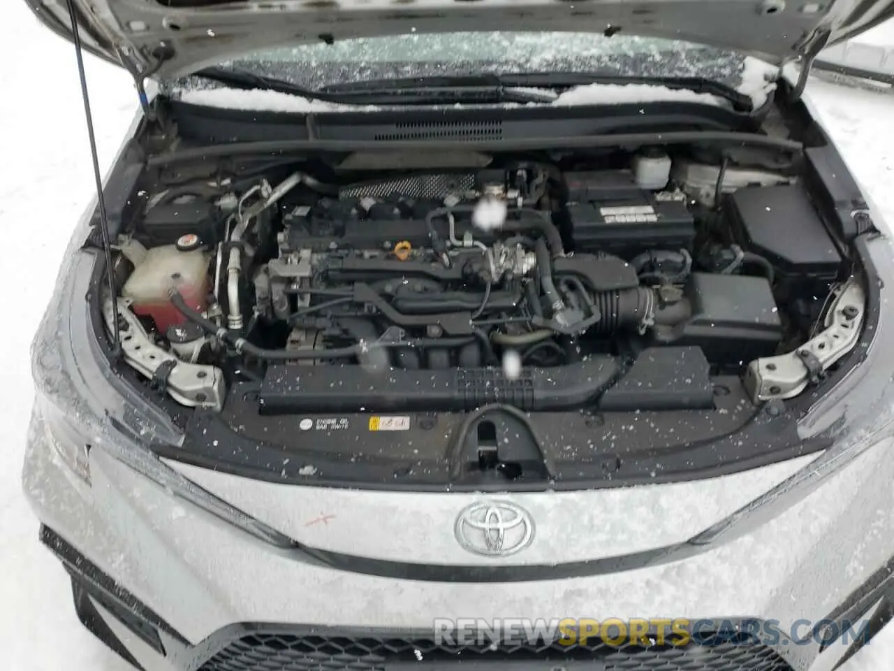 11 Photograph of a damaged car 5YFB4RBE1LP021928 TOYOTA COROLLA 2020