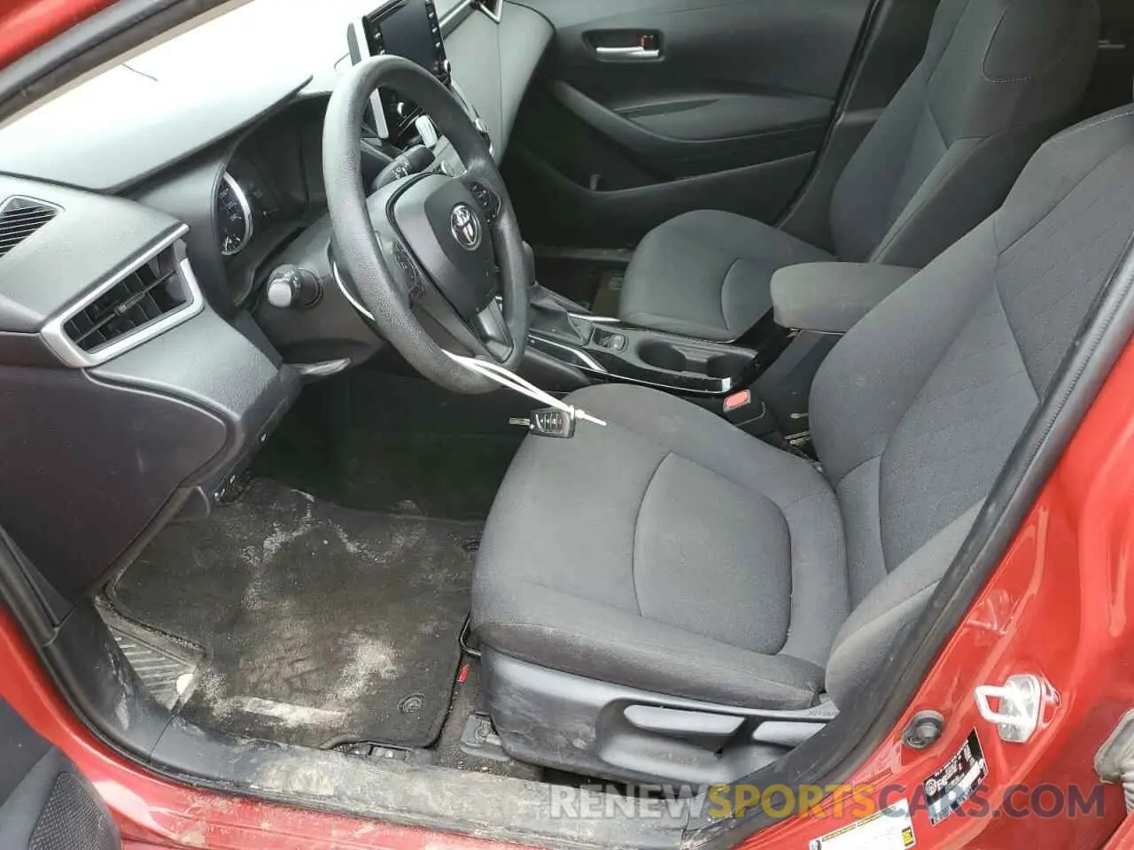 7 Photograph of a damaged car 5YFBPRBE1LP025758 TOYOTA COROLLA 2020