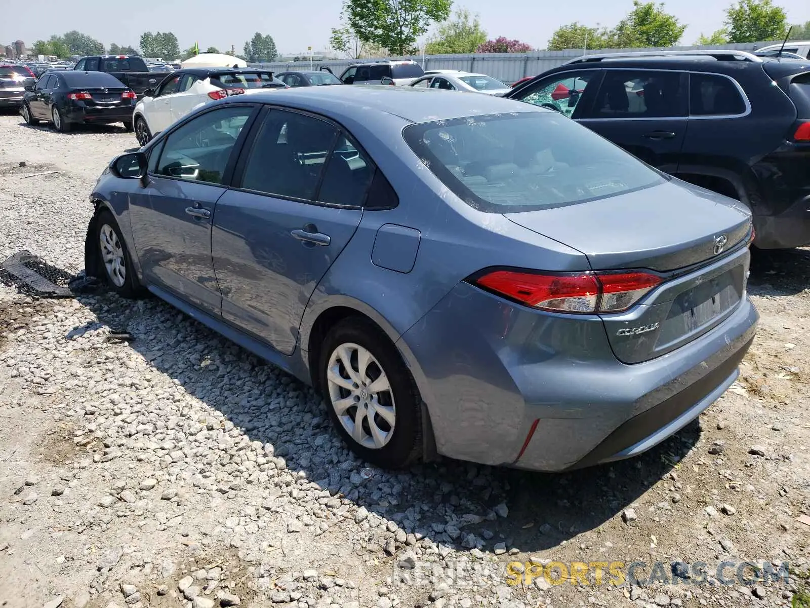 3 Photograph of a damaged car 5YFBPRBE4LP015726 TOYOTA COROLLA 2020