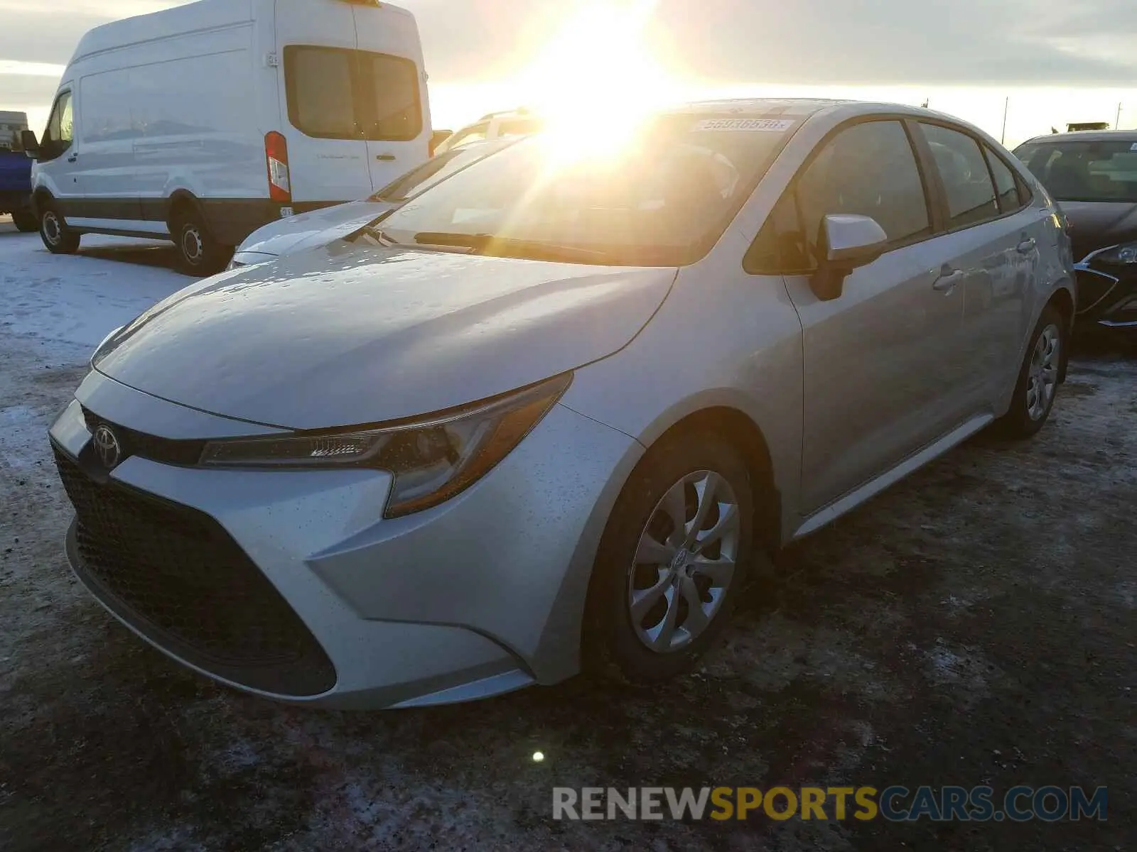 2 Photograph of a damaged car 5YFBPRBE6LP010530 TOYOTA COROLLA 2020