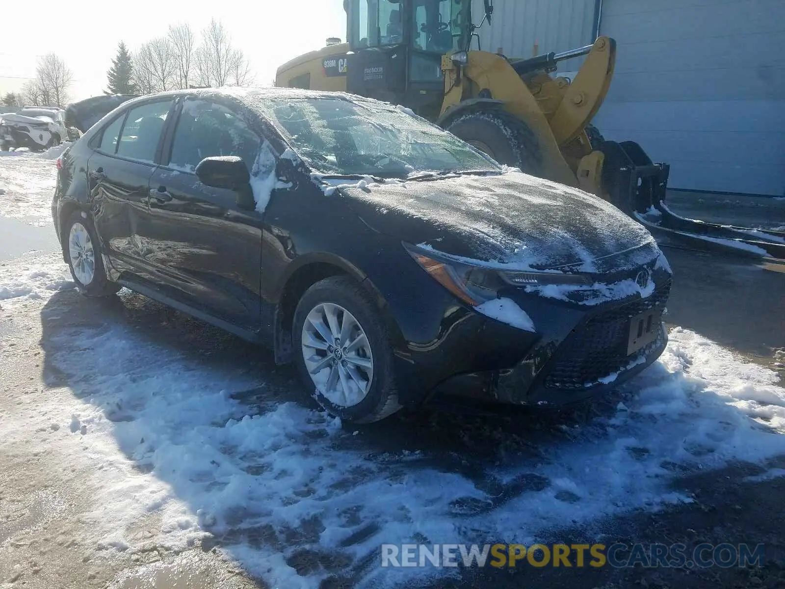 1 Photograph of a damaged car 5YFBPRBE6LP020071 TOYOTA COROLLA 2020